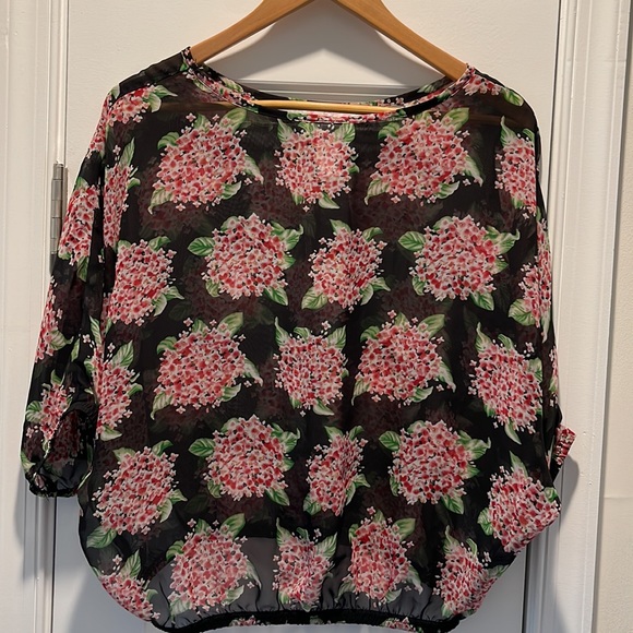 Chiffon Flower Print Crop Top - Picture 13 of 16